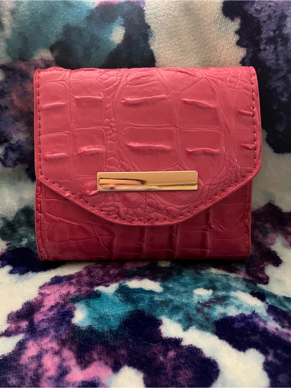Croc-Embossed Pink Wallet with Gold Bar Accent